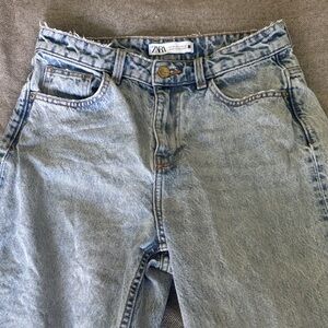 Zara Faded Light Blue High-Waist Jeans